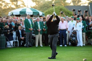Jack Nicklaus joined Arnold Palmer for the ceremonial tee shot Thursday morning to officially start the 2010 Masters.  