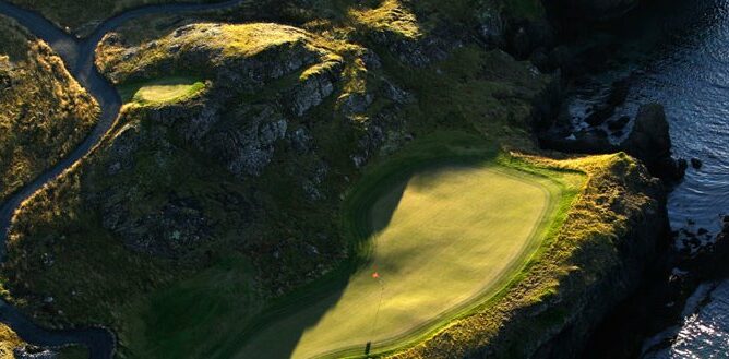 Brautarholt Golf Course, Iceland